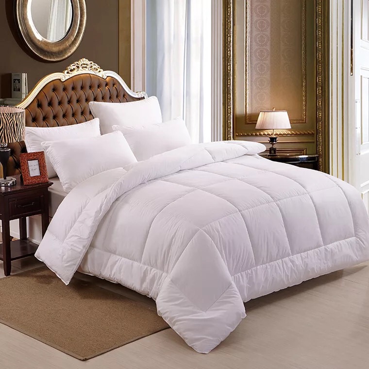 Single Hollow Fiber Down Comforters Hotel Linen Supplier