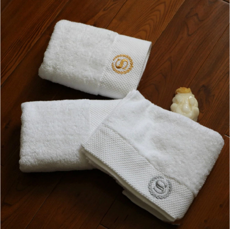 tiny hand towels