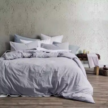 Customizable organic washed cotton hotel bedding set with down filling, soft and breathable luxury bedding
