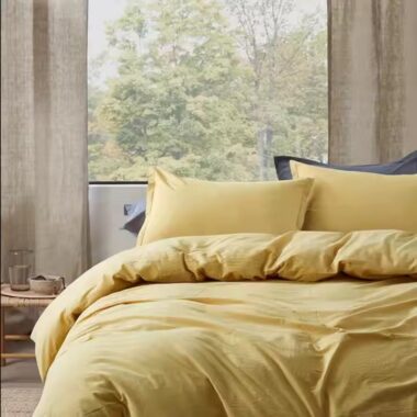 Customizable organic washed cotton hotel bedding set with down filling, soft and breathable luxury bedding