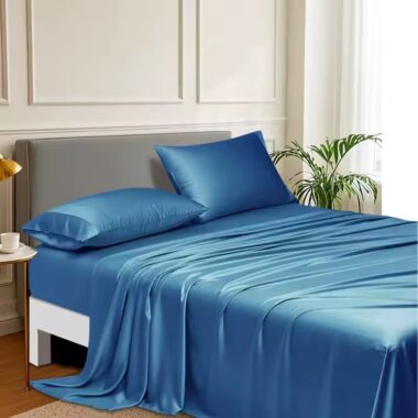 Factory direct white hotel bedding set with fitted sheet, flat sheet, and pillowcases