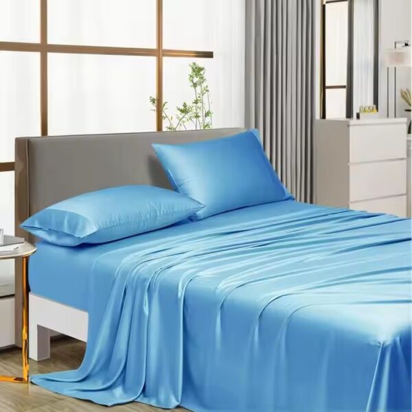 Factory direct white hotel bedding set with fitted sheet, flat sheet, and pillowcases