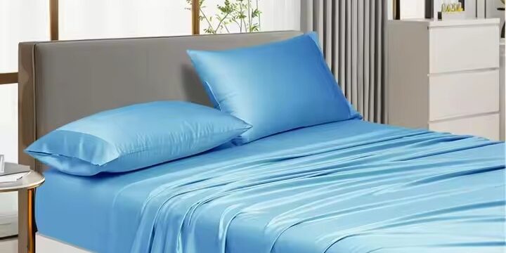 Factory direct white hotel bedding set with fitted sheet, flat sheet, and pillowcases