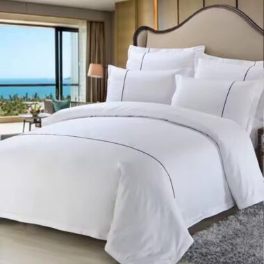 Luxury 100% cotton hotel bedding set for five-star accommodations