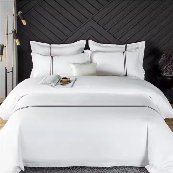High-Quality Five-Star Hotel Bedding Set – 100% Cotton Luxury (7) Luxury 100% cotton hotel bedding set for five-star accommodations