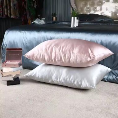Silky Solid Color Pillow and Pillowcase for Luxury Hotel Bedding