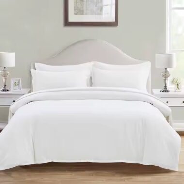Custom 5-Star Hotel White Duvet and Duvet Cover Set on King Bed