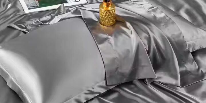 Solid Color Silk Hotel Pillow and Pillowcase Set