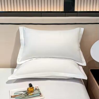 Premium 100% Cotton Hotel Bedding Set with White Duvet and Pillowcases