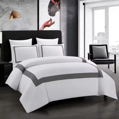 High-quality silky soft luxury hotel bedding set in a 5-star guest room