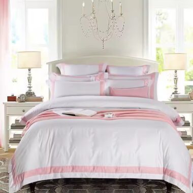 High-quality silky soft luxury hotel bedding set in a 5-star guest room