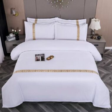 High quality hotel bedding set with durable soft fabric