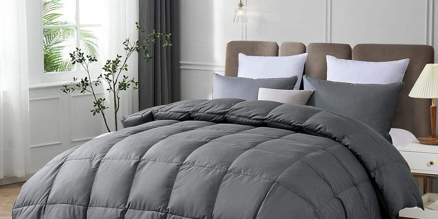 High quality white goose hotel duvet with premium loft