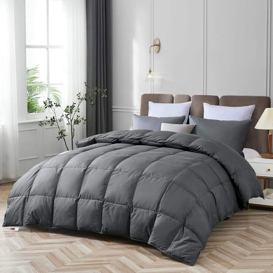 High quality white goose hotel duvet with premium loft