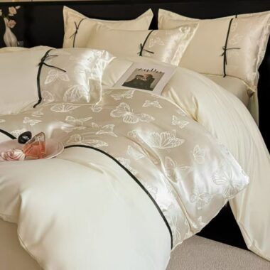 Luxury jacquard hotel bedding set with refined woven texture