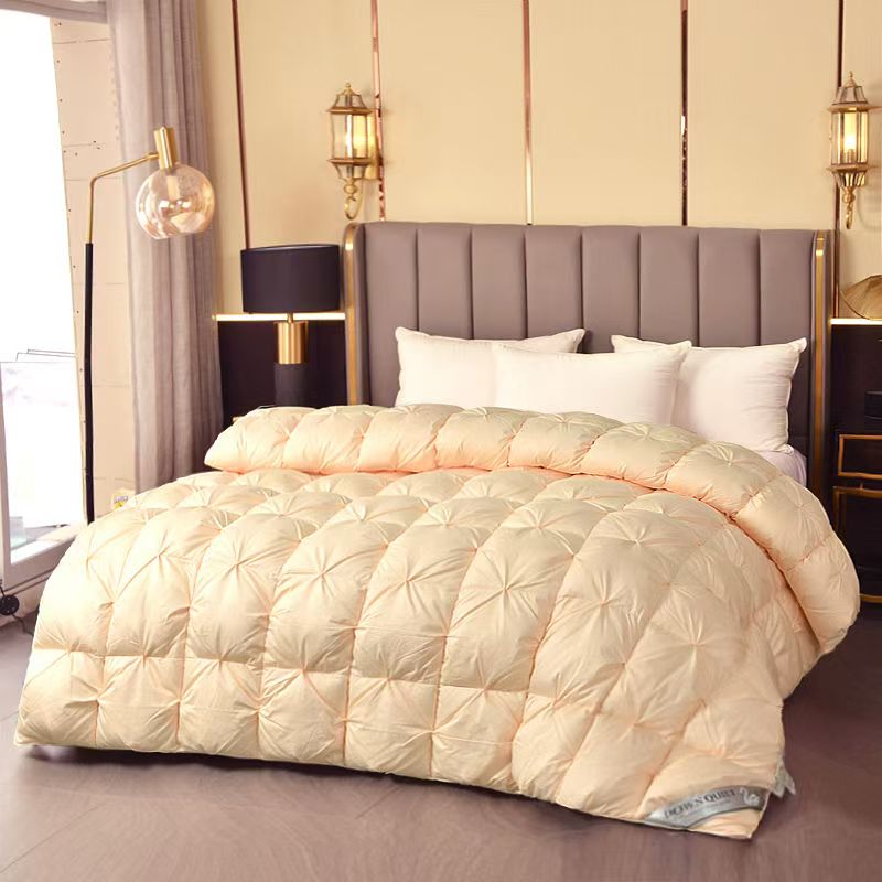 Thick luxury warm hotel duvet for premium bedding comfort