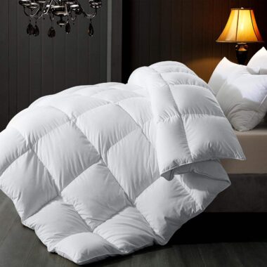 Luxury warm hotel duvet with soft premium insulation