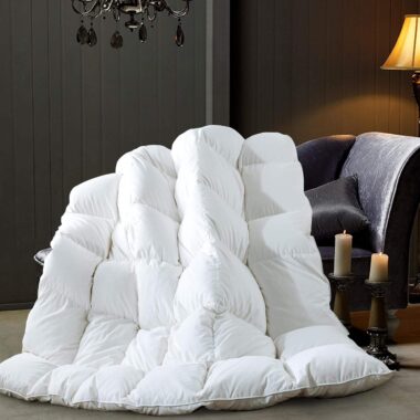Luxury warm hotel duvet with soft premium insulation