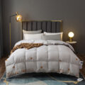 Modern breathable winter luxury hotel duvet in pure white