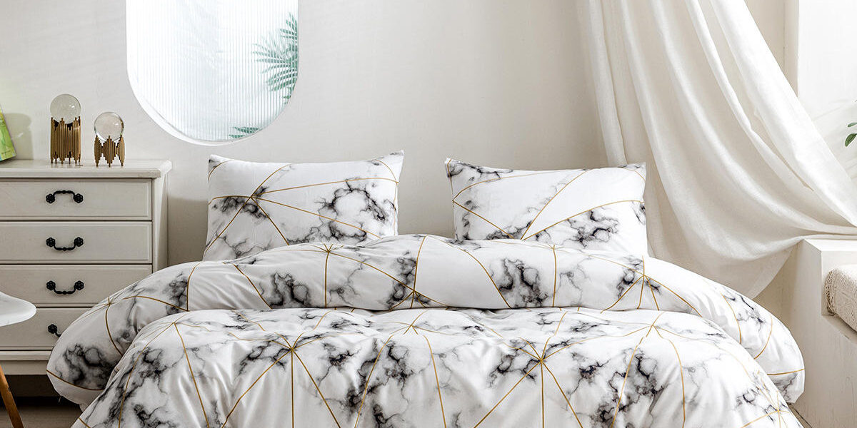 Printed oversized luxury duvet cover with soft premium fabric