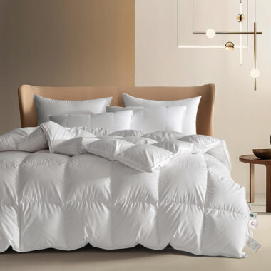 Soft fluffy warm hotel duvet with lightweight cozy loft