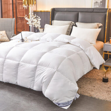 Fluffy warm winter hotel duvet with soft insulating loft